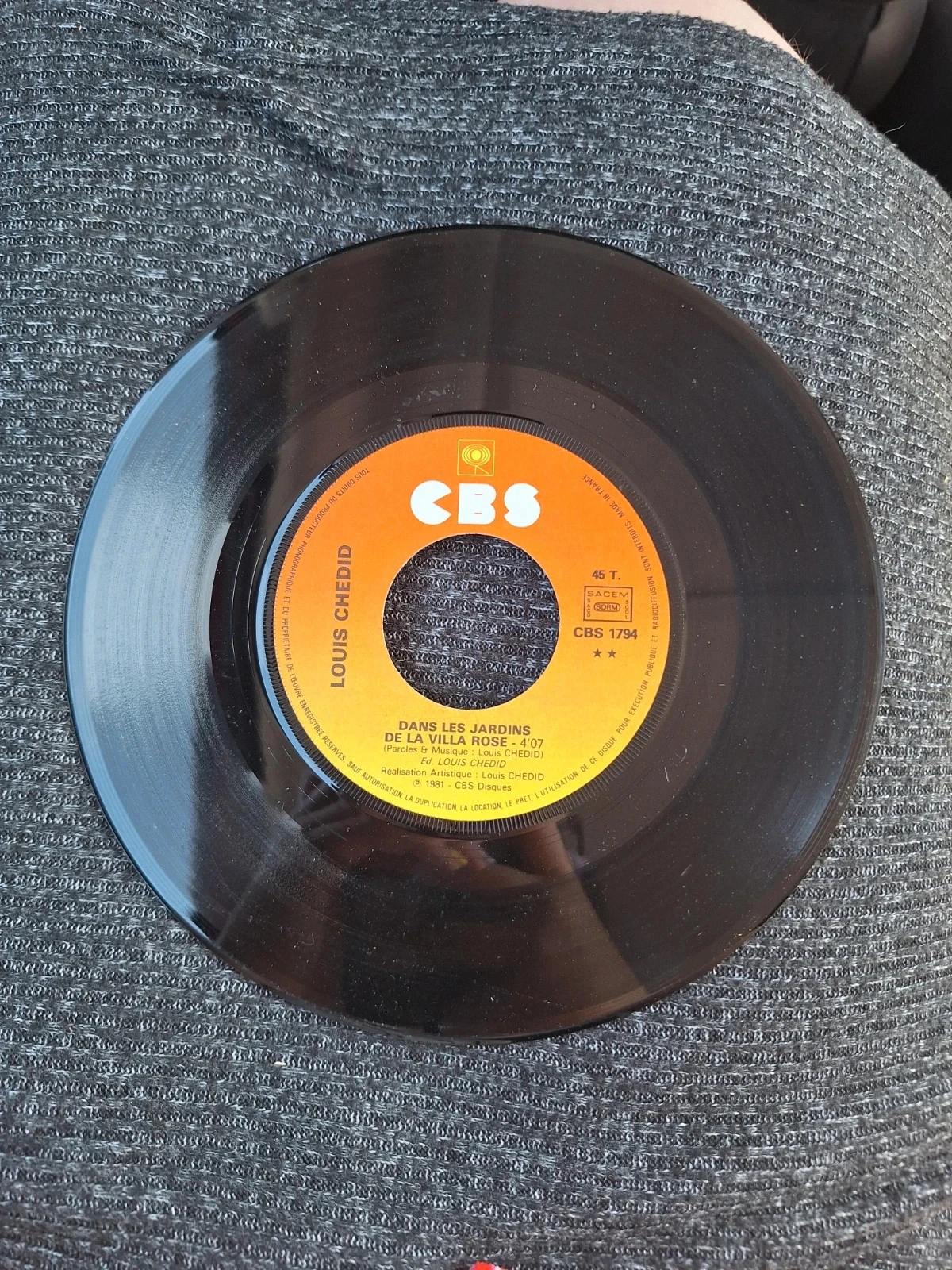 Vinil 45T Louis Chedid Ainsi Soit Il – photo 3